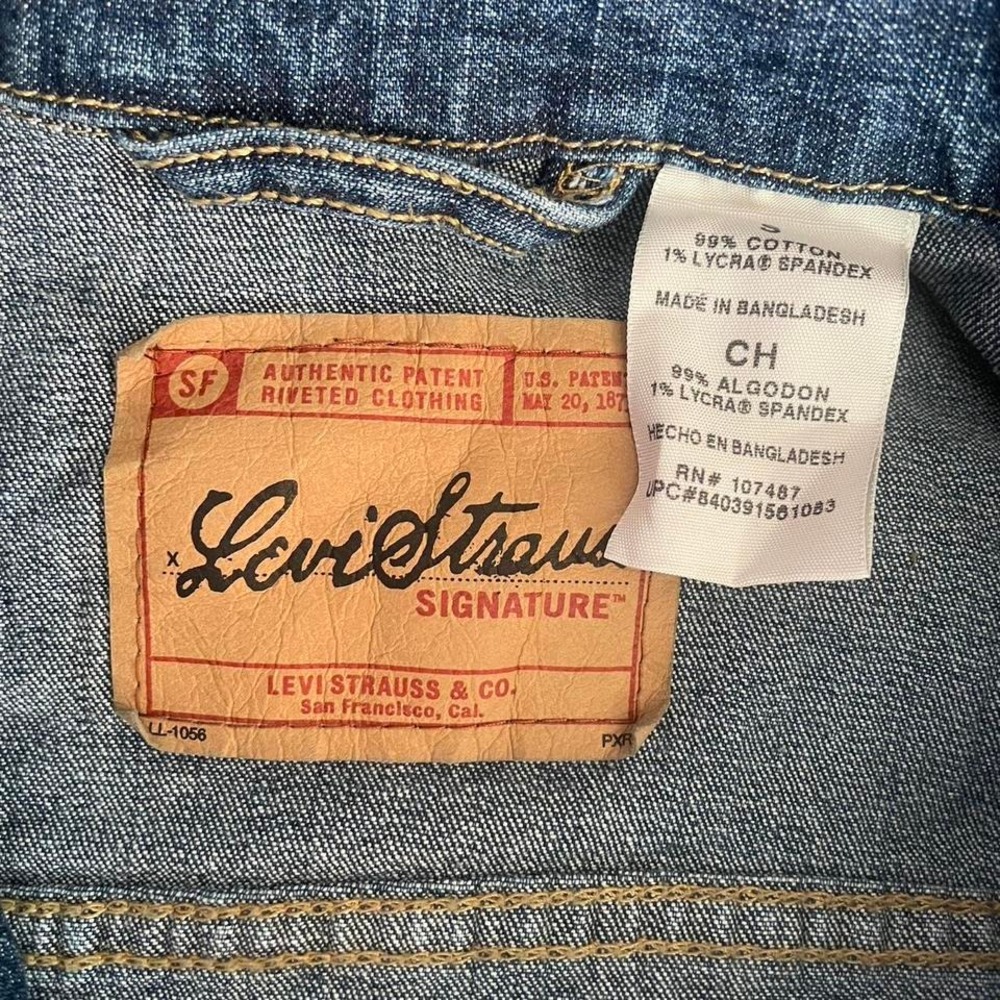 Levi's Straus Jean Jacket - Picture 5 of 6